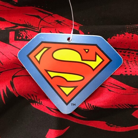 DC Comics Print Style Superman T-Shirt Size Adult M BNWT!! - Picture 4 of 4